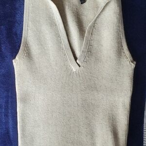 DKNYC Cream Sleeveless Ribbed Top